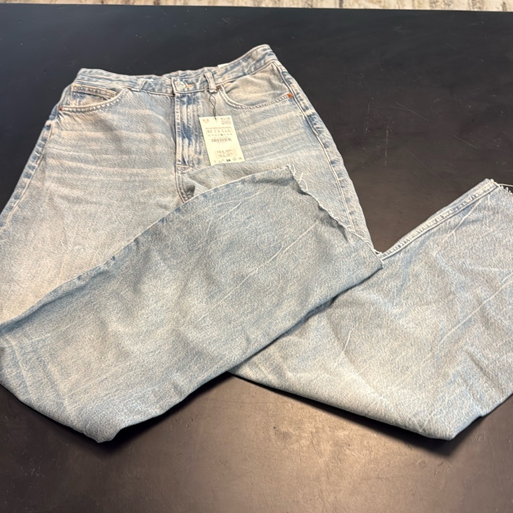 Zara TRF high waist, wide leg, raw hem. New with tags. USA 8, Euro 40